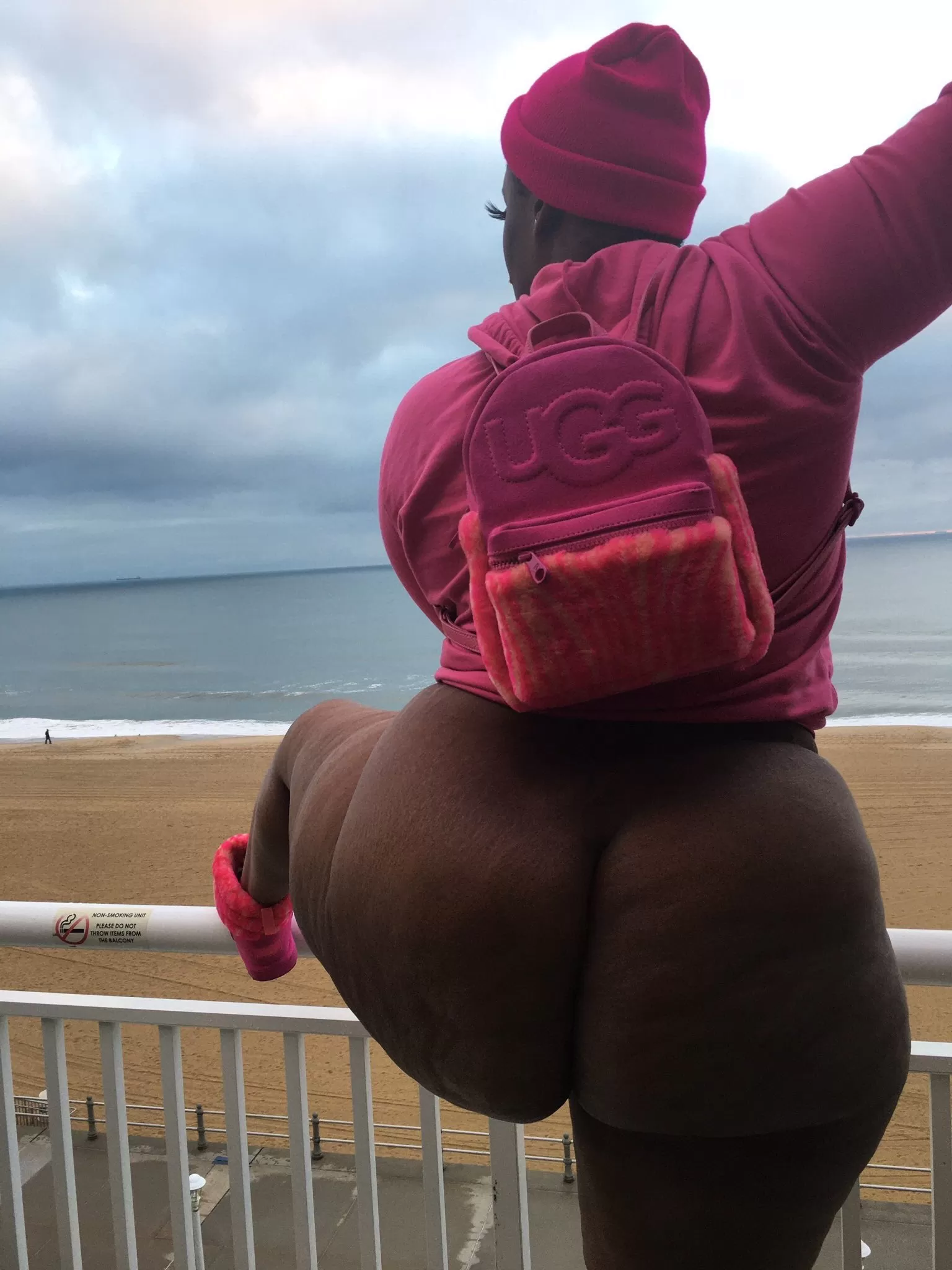 Big Black Asses Doggystyle By The Sea