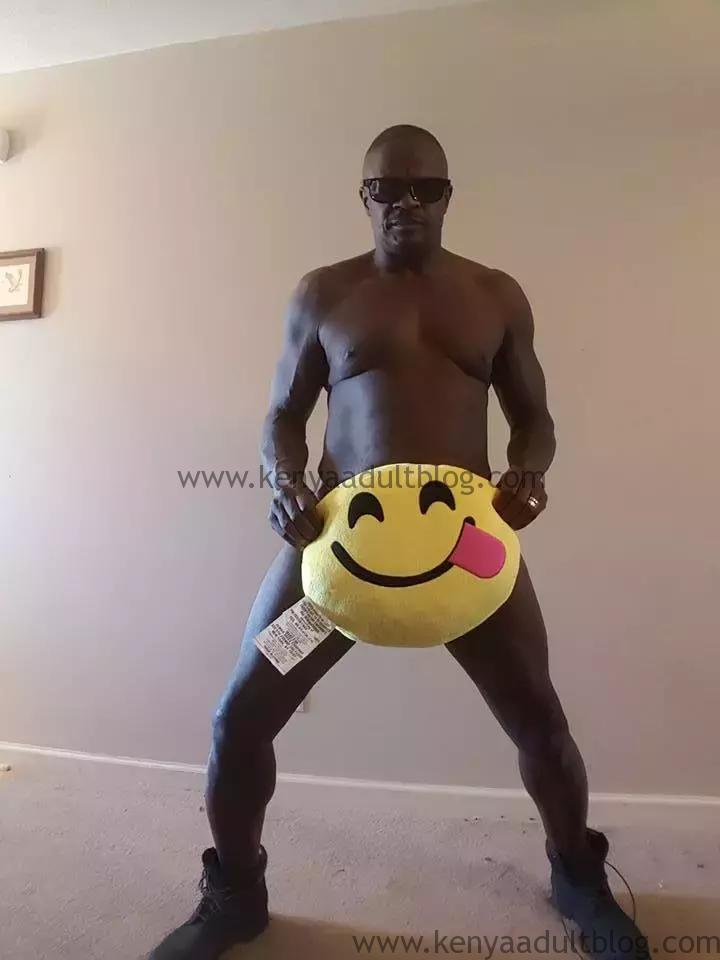 Crazy Kenyan Man Naked