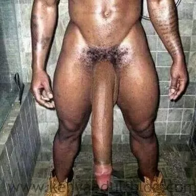 Very Big Penis - Nigerian guy with the Biggest PENIS shares pics online | Kenya Adult Blog