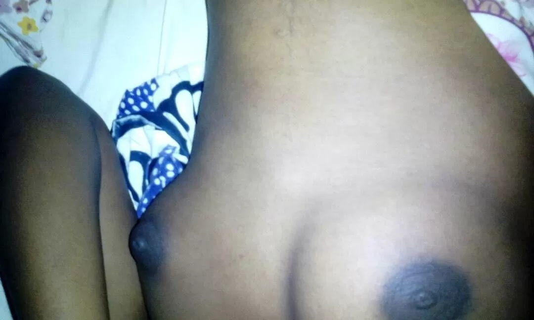 Kerugoya Porn Boobs Photo